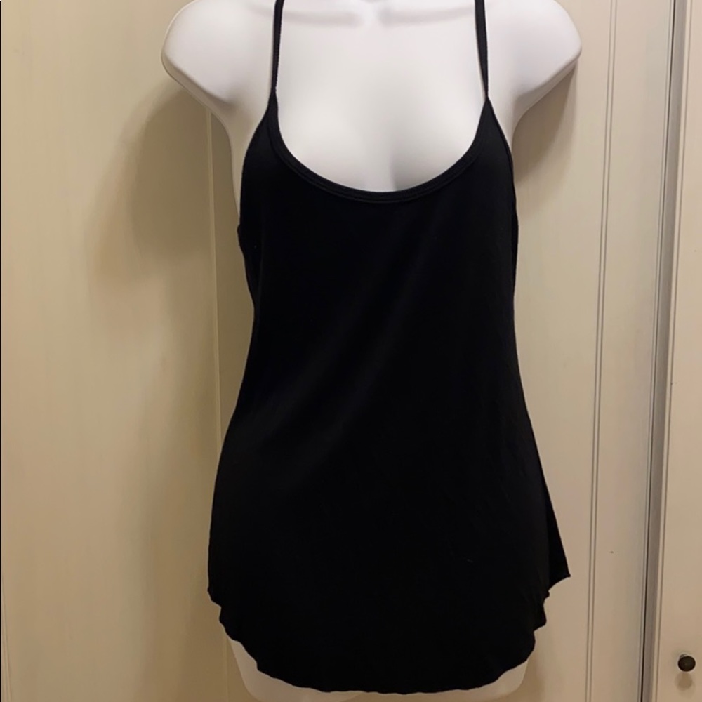 TILLYS BLACK TANK (FLOWY) NWT